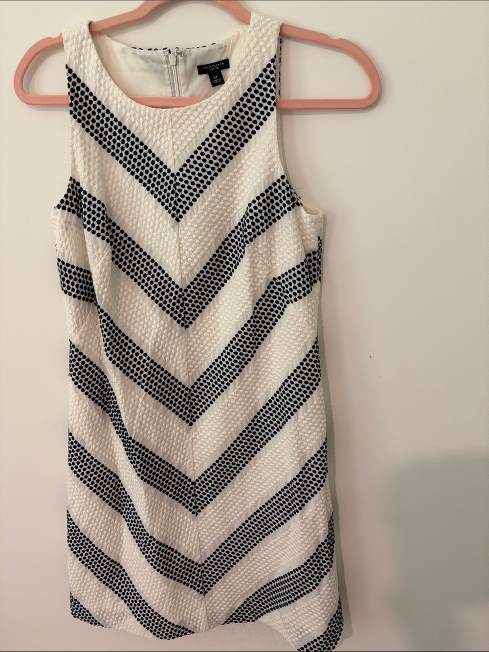 Ann Taylor Black and White Chevron Sleeveless Shift Dress